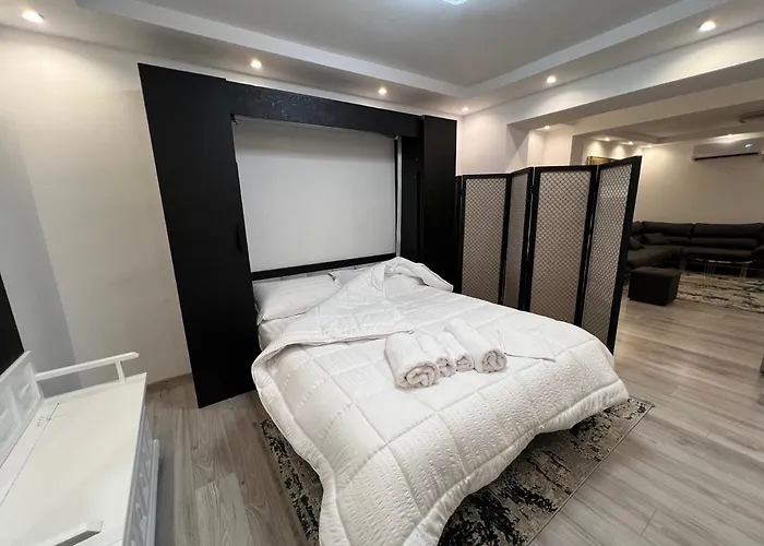 On Myslym Shyri Tirana