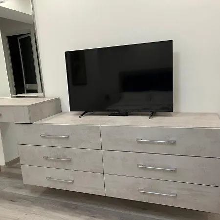 On Myslym Shyri Tirana